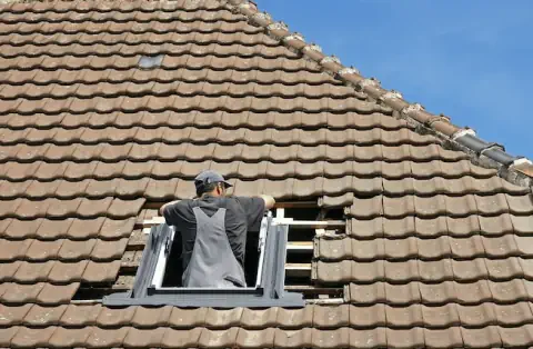 Pose de velux - Saint-Rémy-de-Chargnat